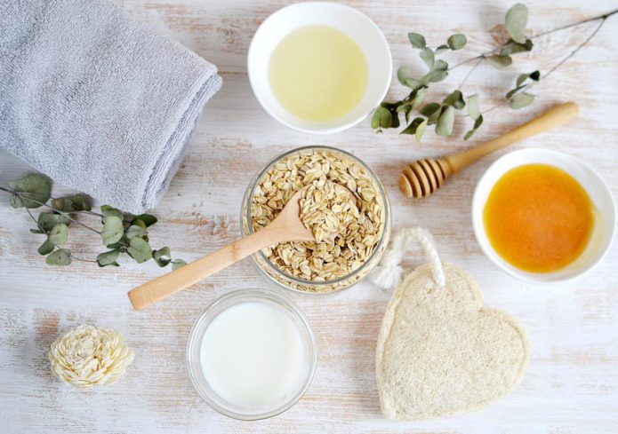 Yến mạch đắp mặt lòng trắng trứng sotto